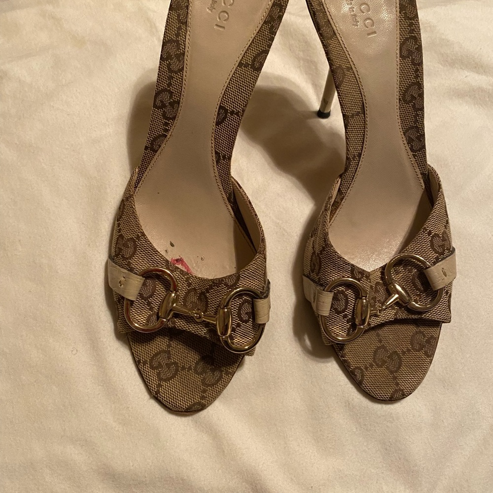 Authentic Gucci shoes